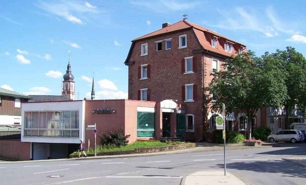 Фото отеля 1