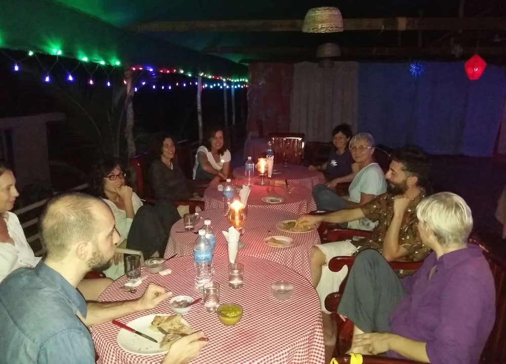 Фото M R Beach & Cottages