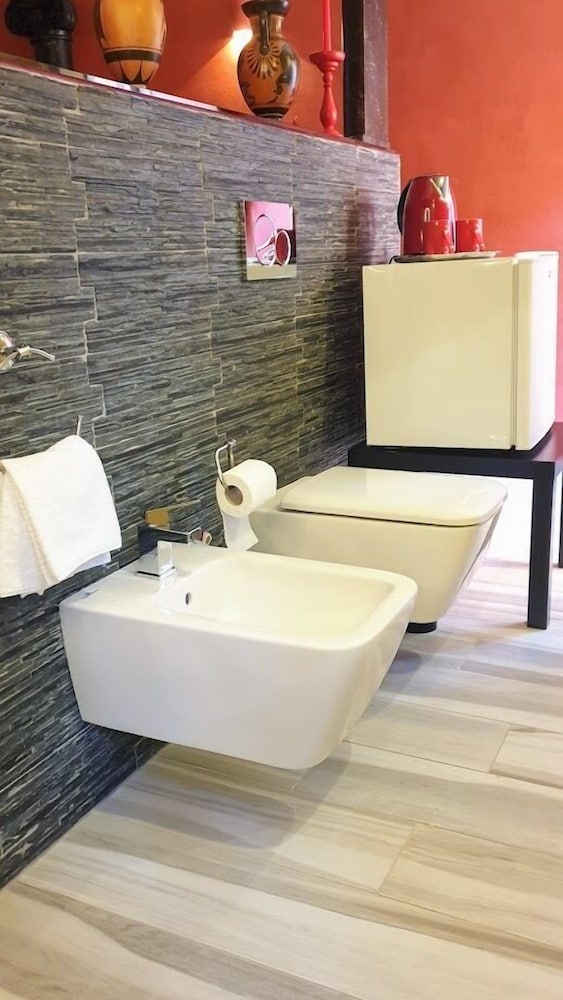 Фото The Queen Tower