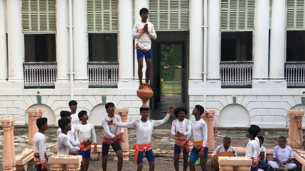 Фото Cossimbazar Palace of the Roys Rajbari