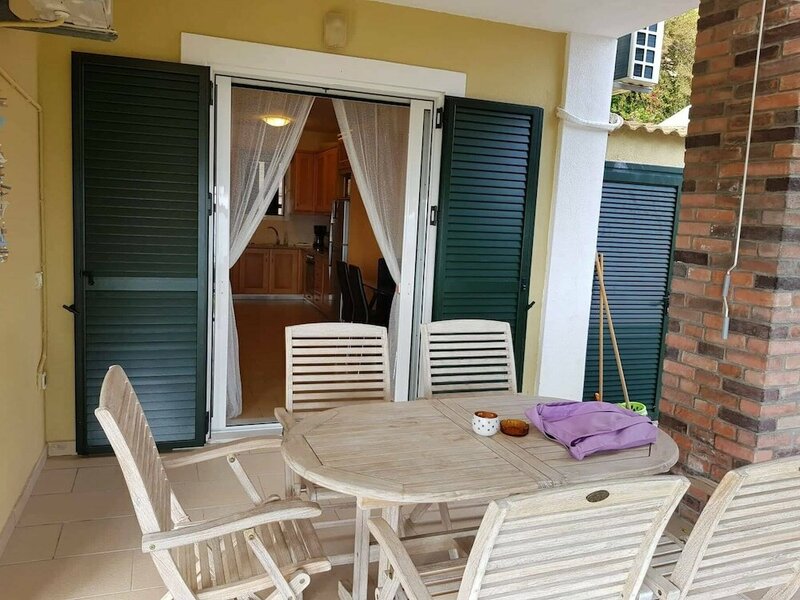 Гостиница Menigos Ab4g № 50 Beachfront 2 Bdr Apt