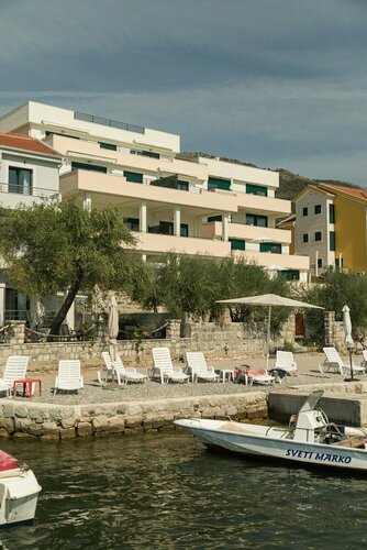 Гостиница Apartments Tivat Obala в Тивате