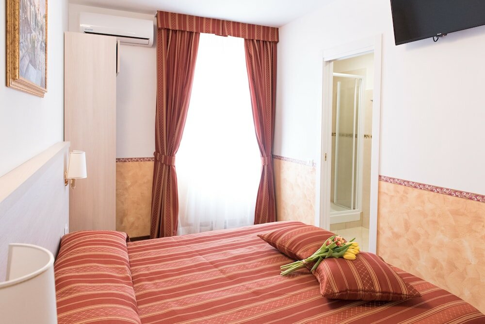 Фото Domus Giulia