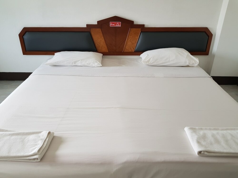 Фото Golden Grand Hotel