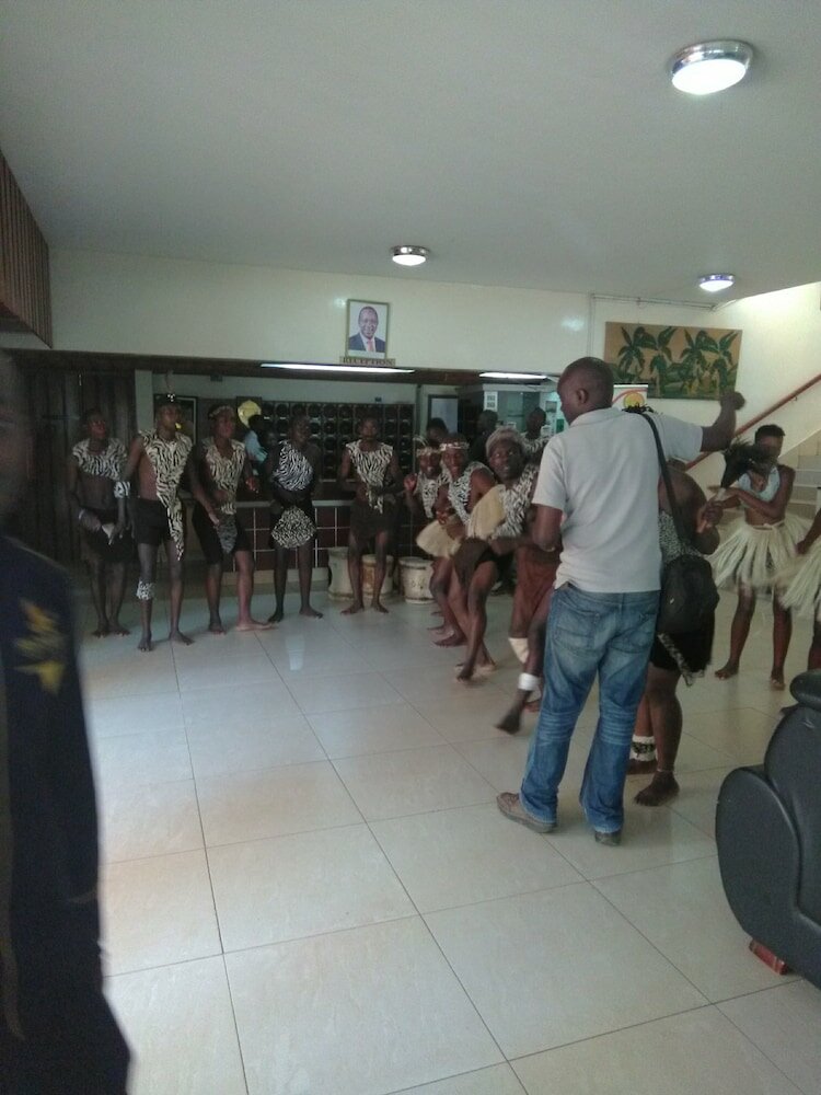 Фото Shalom Hotel