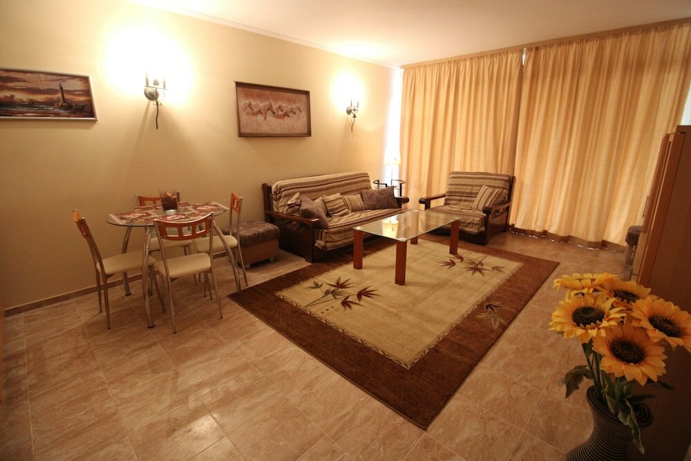 Фото Menada Andalusia Apartments