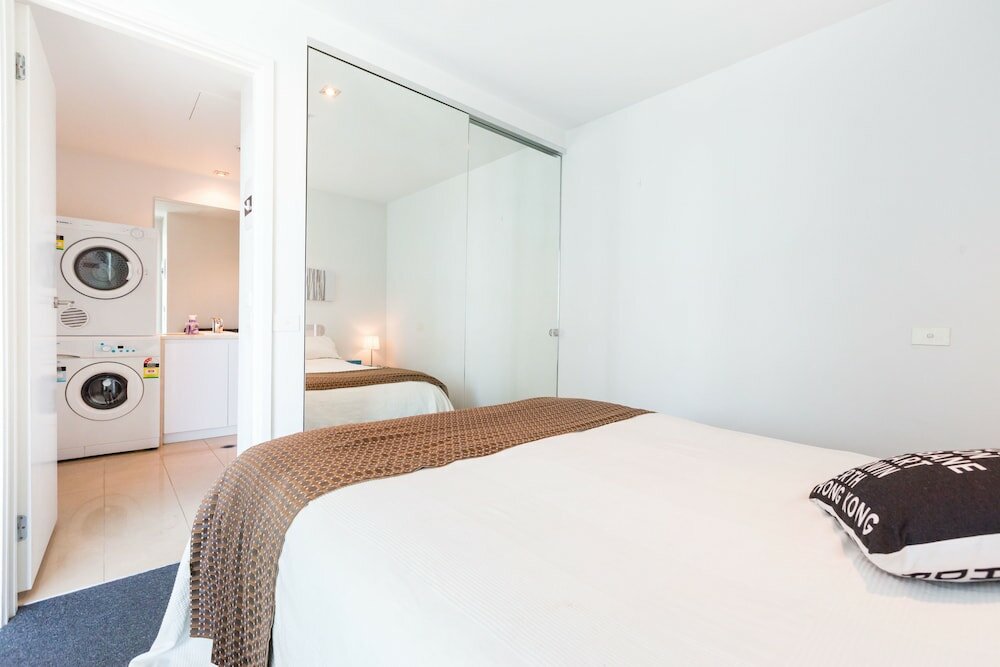 Фото Eva, 1bdr Melbourne Apartment