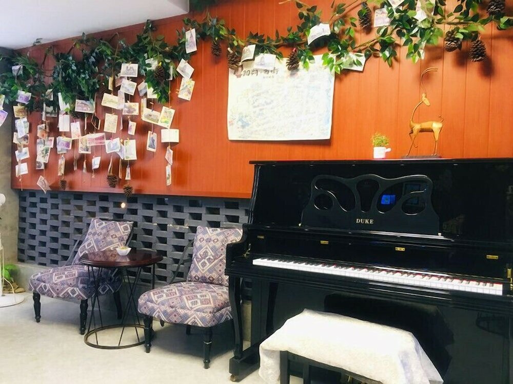 Фото Guilin Lakeside Yige Hotel