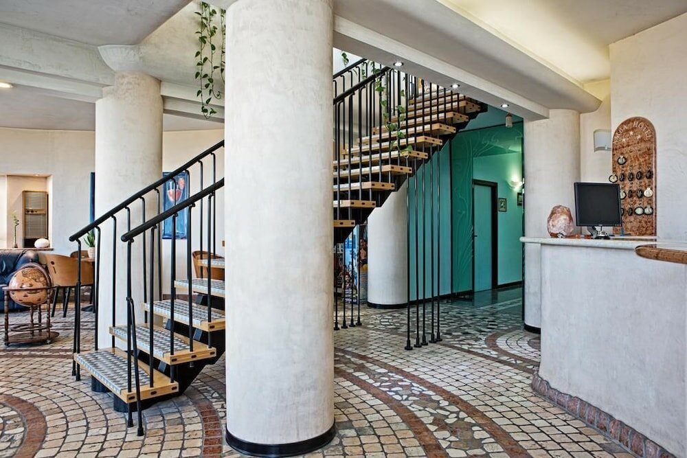 Фото Hotel Amba