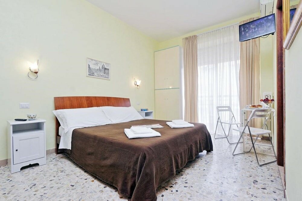 Фото La Stazione Del Vaticano