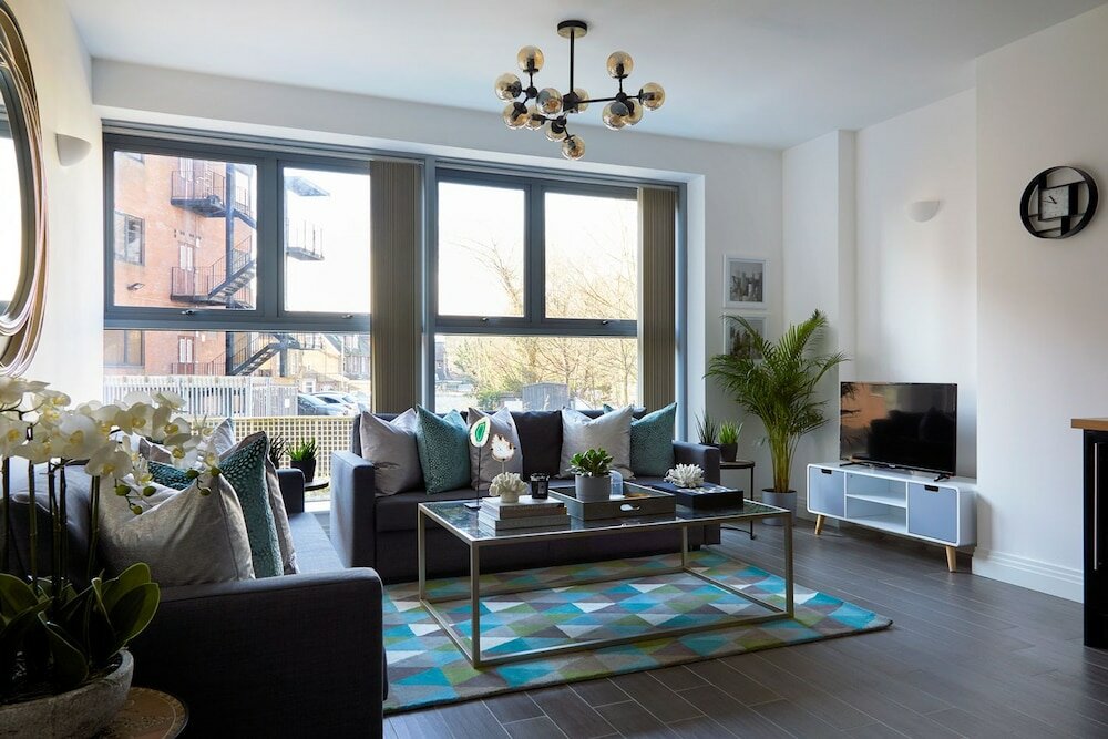 Фото Upton Road Apartments