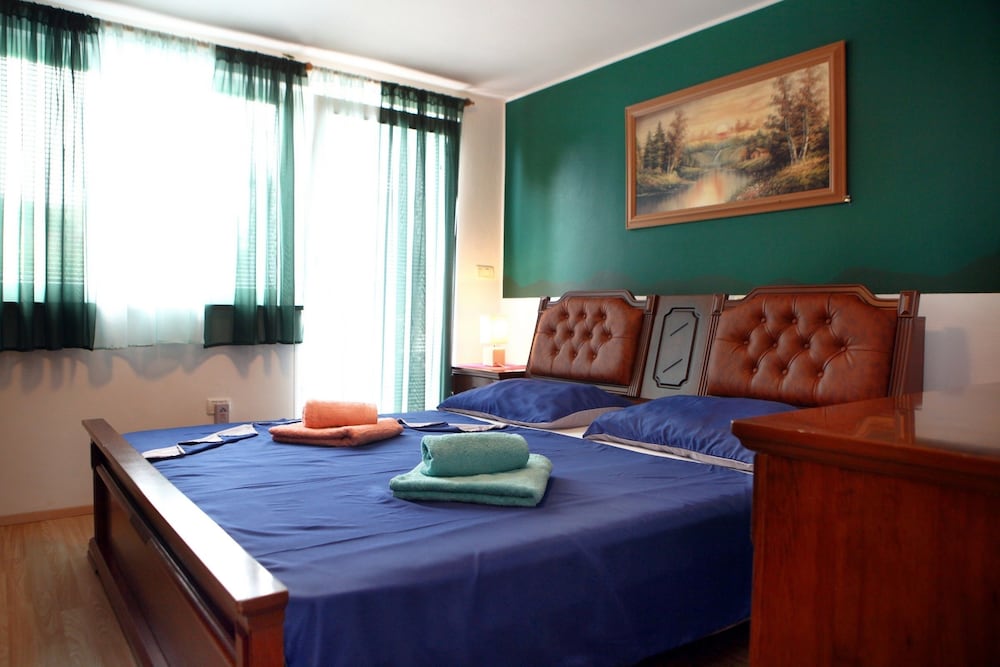 Фото Apartments Green Place