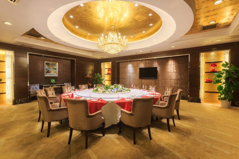 Фото Changsha Xiaoxiang Huatian Hotel