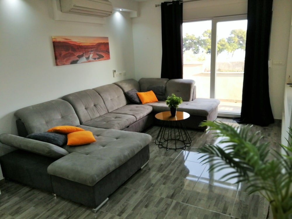 Фото Deluxe apartment BellaCosta