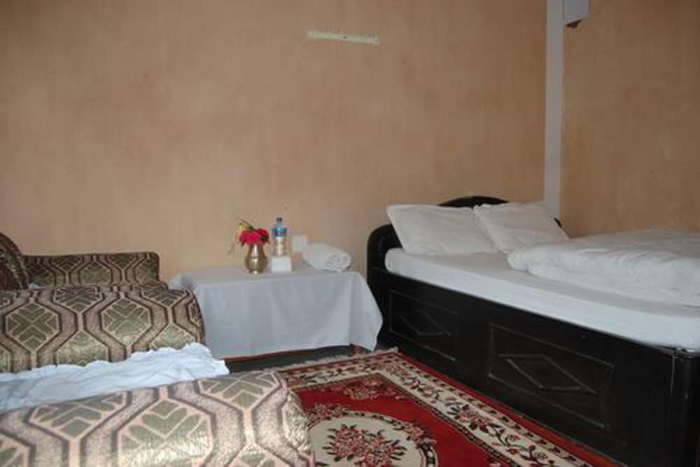 Фото Shrestha Hotel