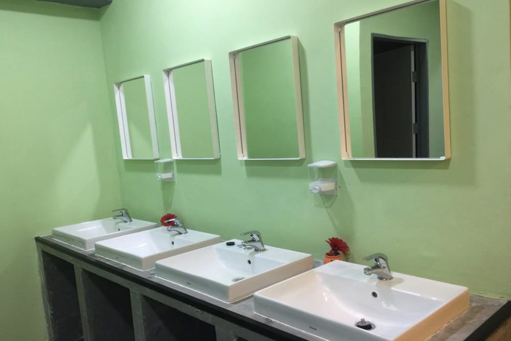 Фото Samsen 8 Hostel