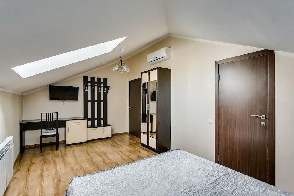 Фото Островский