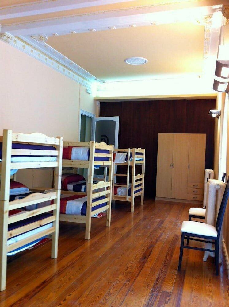 Hotel Hostel Entresueños Logroño, Logroño, photo