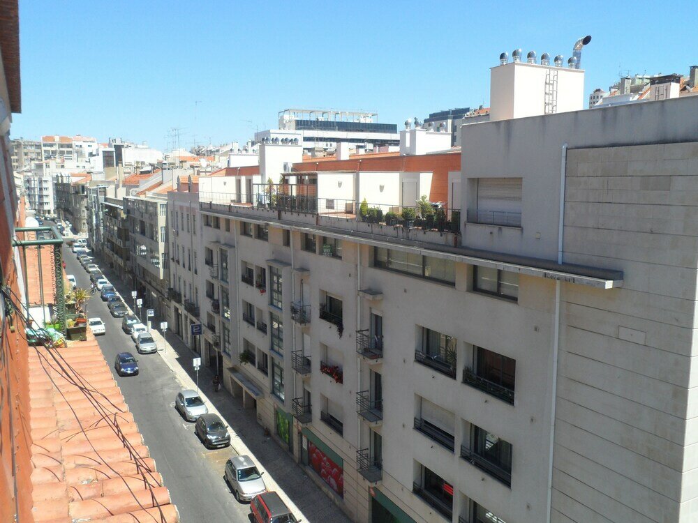 Фото Charming Family Apartment