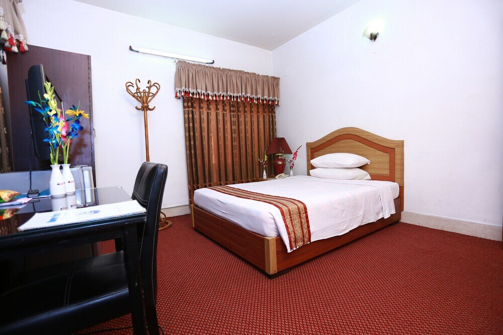 Фото отеля 3