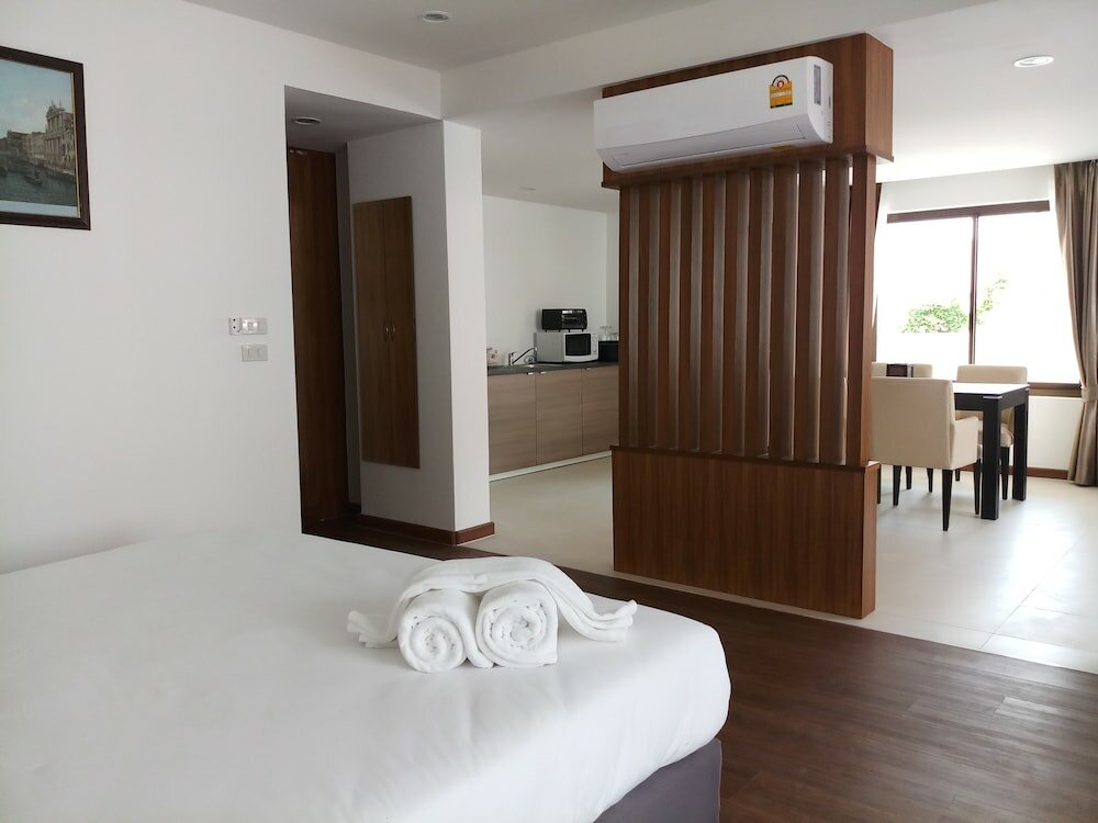 Фото The Suites Apartment & Residence Phuket