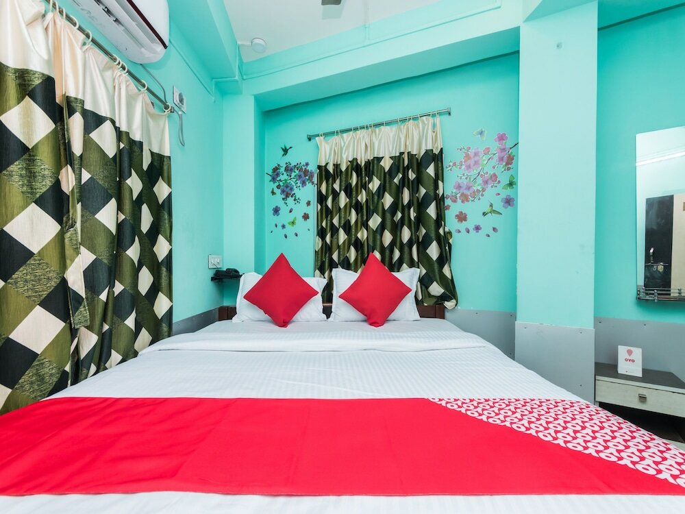 Фото Oyo 10471 Hotel Samrat Palace