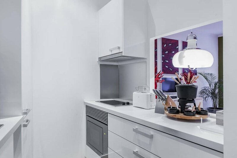 Гостиница Chiado is Chic Calm by Apartments Alfama в Лиссабоне
