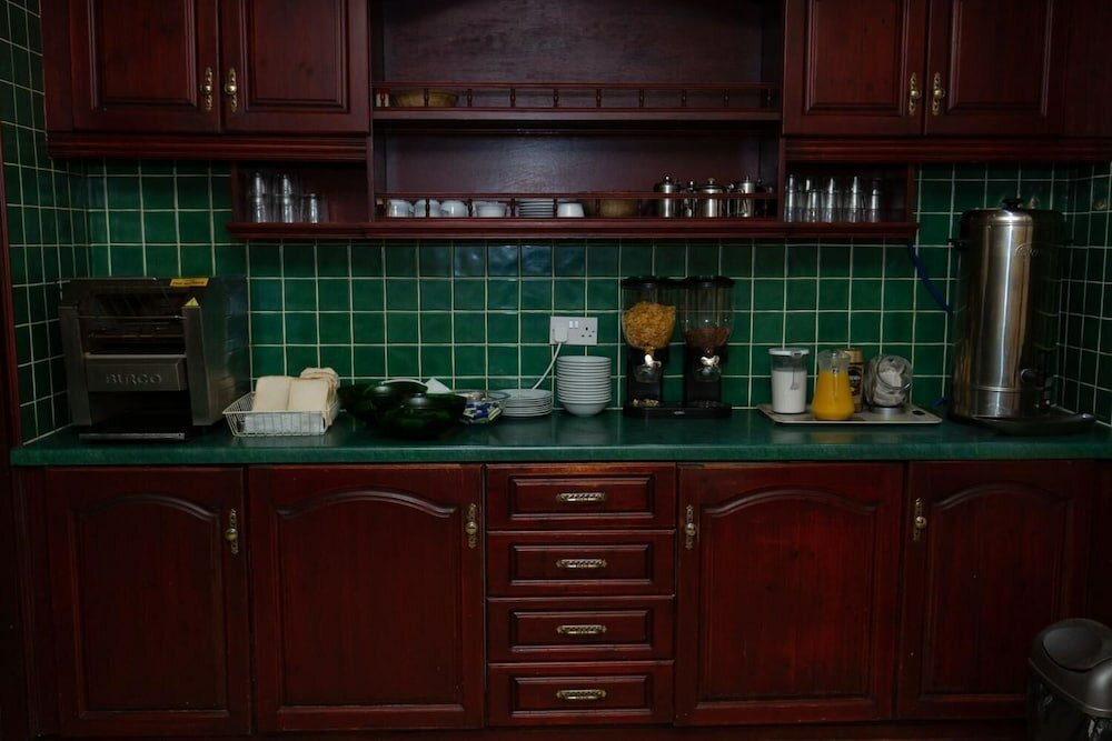 Фото The Riviera Hotel