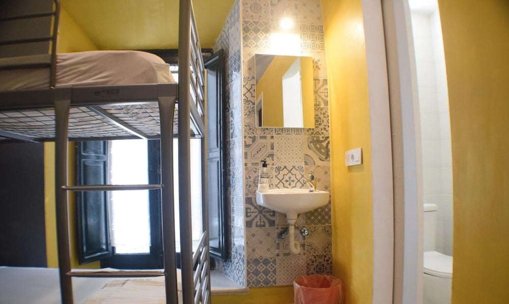 Фото Baobab Hostel