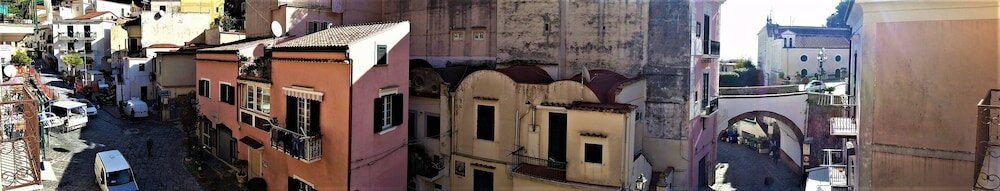 Фото La Corte Dei Naviganti B&b - Amalfi Coast - Cetara