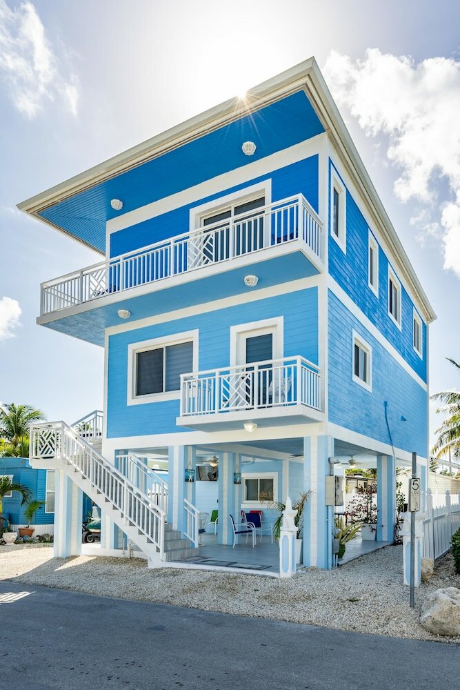 Фото Brand New Key Largo Home