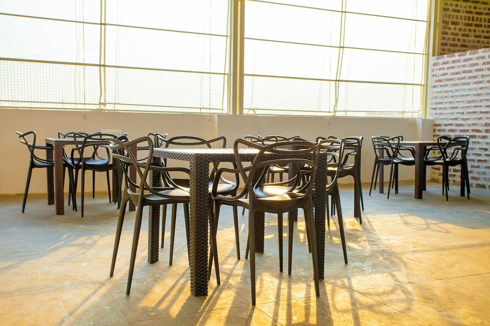 Фото Parkwood Suites