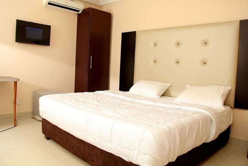 Гостиница West 11 Luxury в Лагосе