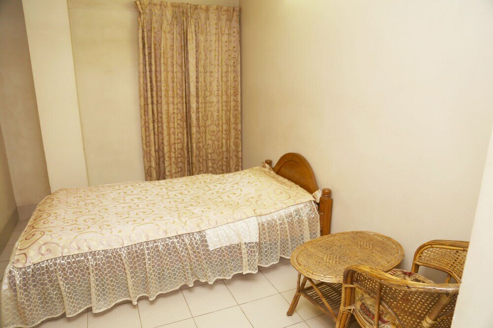 Фото Hotel Golden City