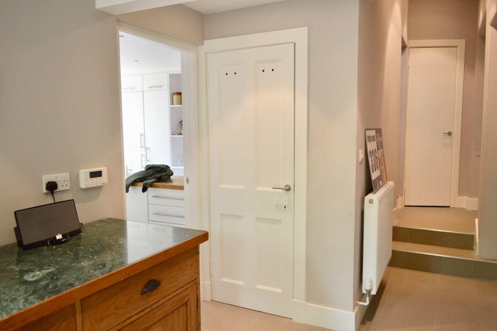 Фото Amazing Morningside 2 Bedroom Apartment