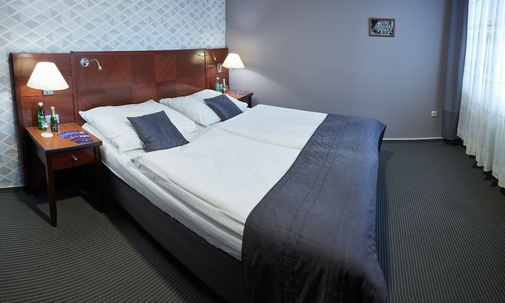 Фото отеля 2