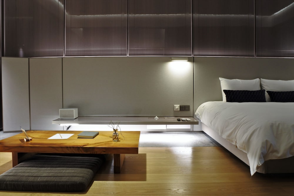 Фото Owall Hotel