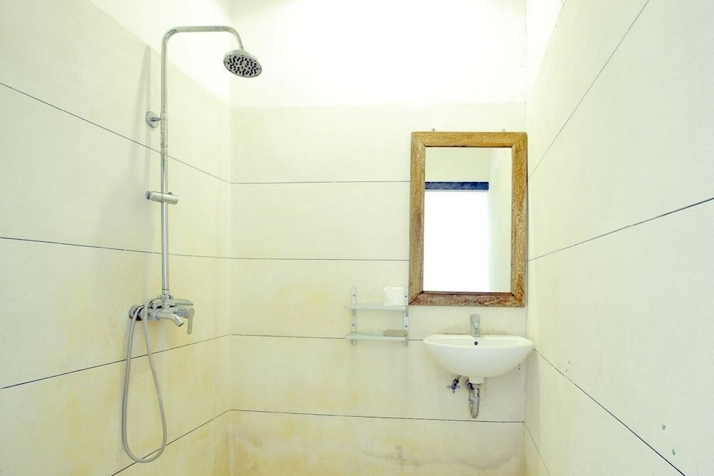 Фото RedDoorz @ Kerobokan Canggu 2