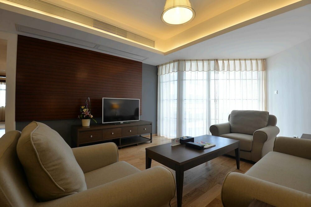 Фото Ming Wah Apartment Shenzhen