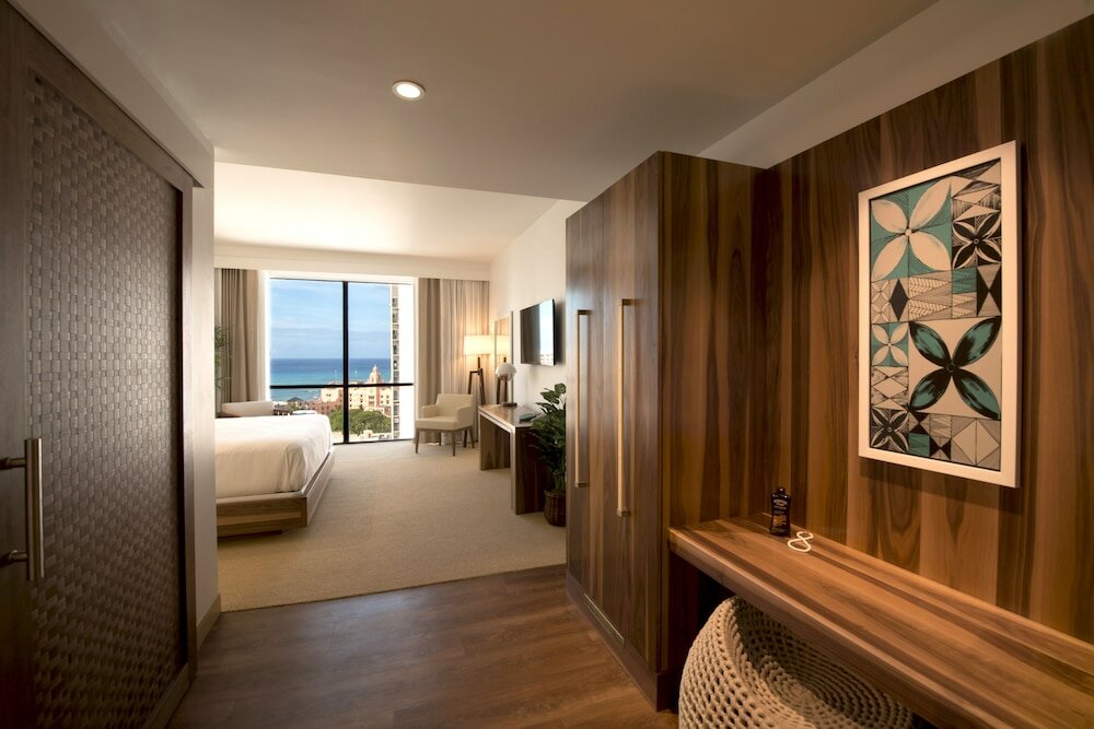 Фото Hyatt Centric Waikiki Beach