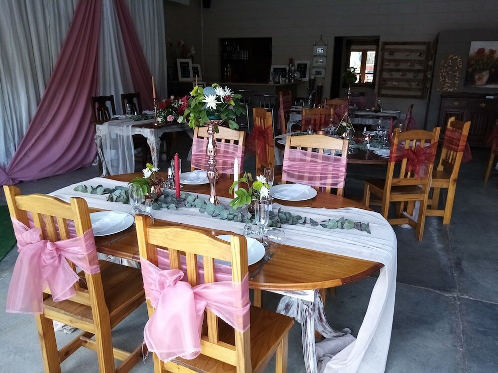 Фото Daisy Country Lodge