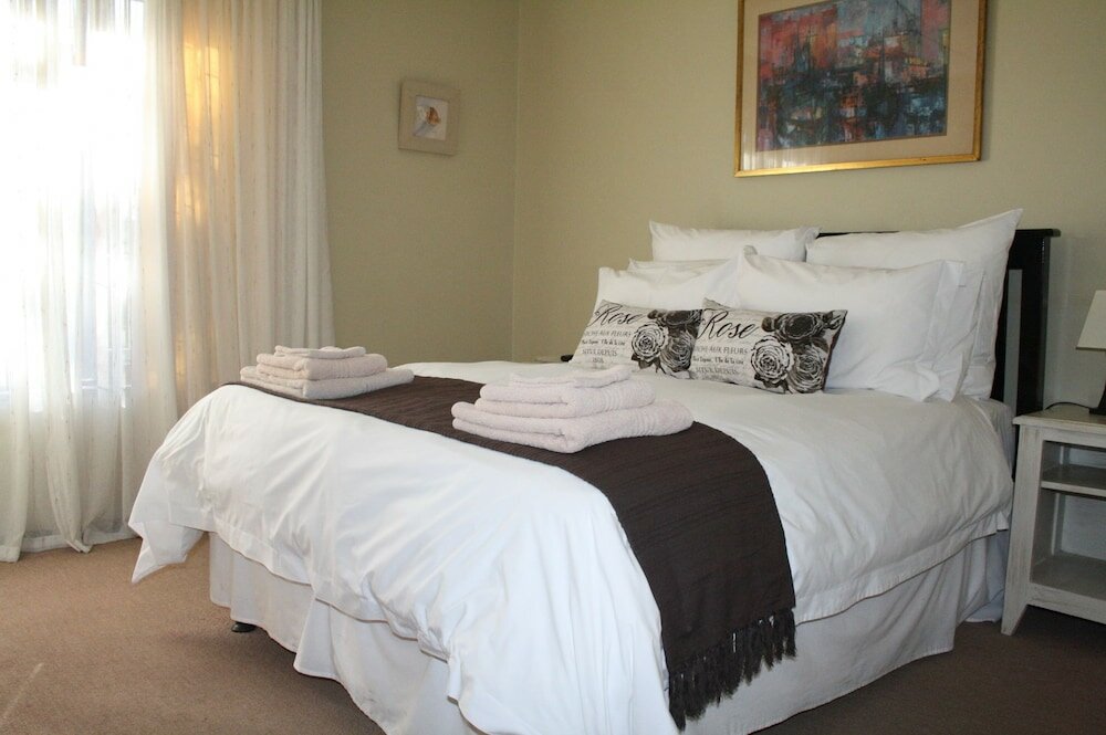 Фото O'Hannas B&b and Self Catering