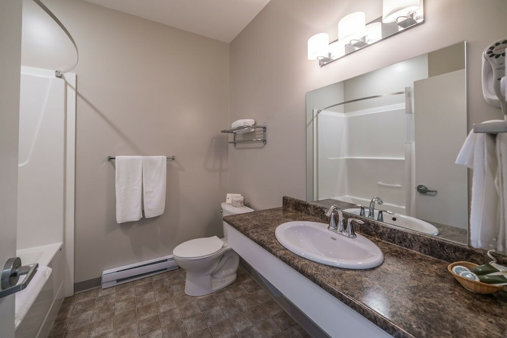 Фото Sportsman's Inn on the Harbour Front