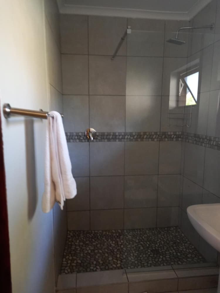 Фото Sand River Guest House