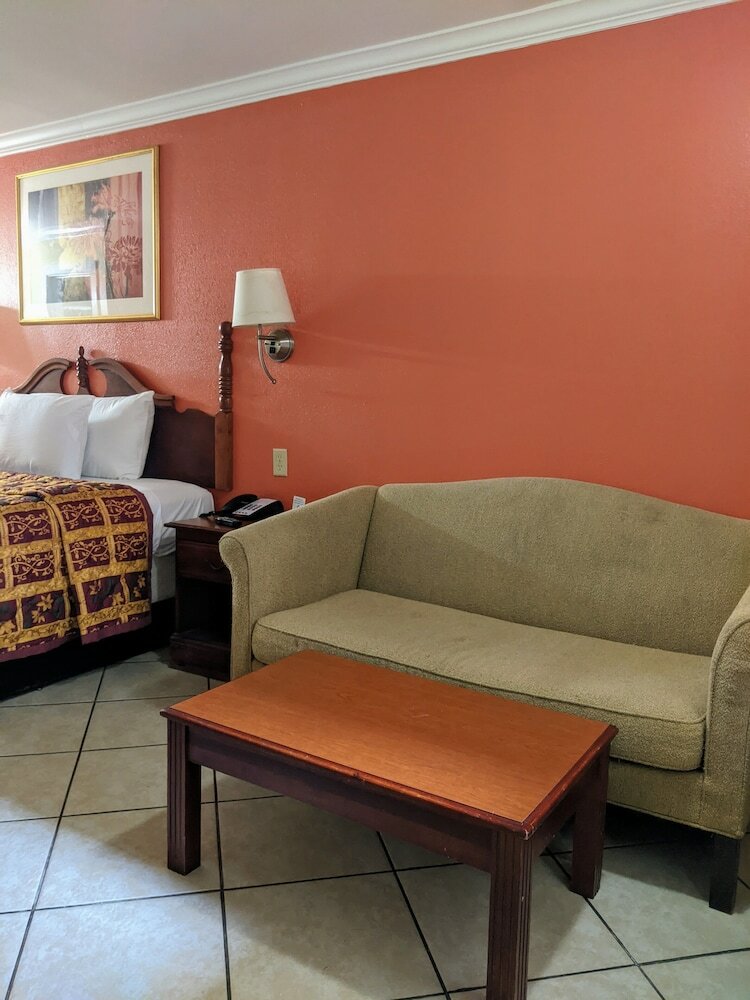 Фото Lake Houma Inn