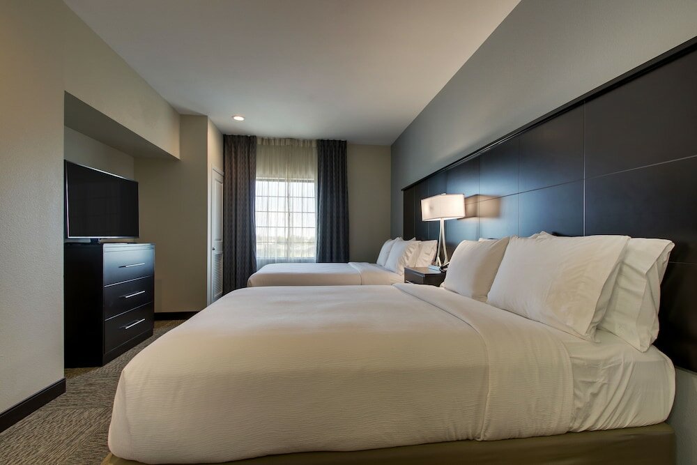 Фото Staybridge Suites Plano - The Colony, an Ihg Hotel
