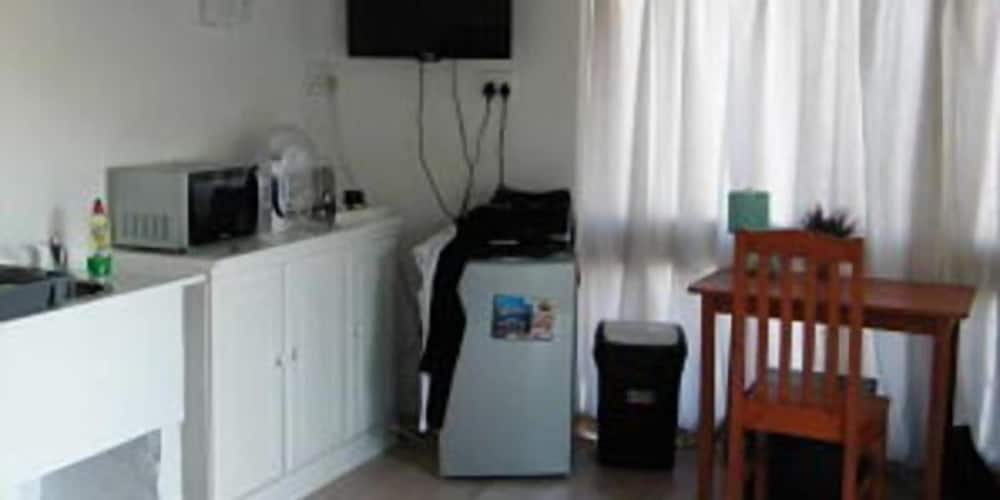 Фото Northcliff Bed and Breakfast