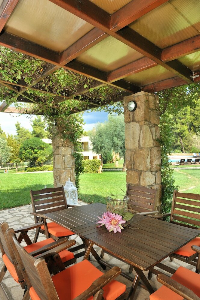 Фото Sani Polyastron Hotel & SPA