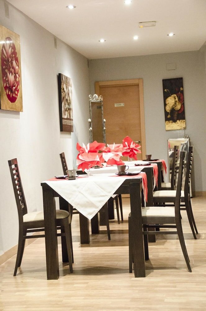 Фото Hotel Duquesa