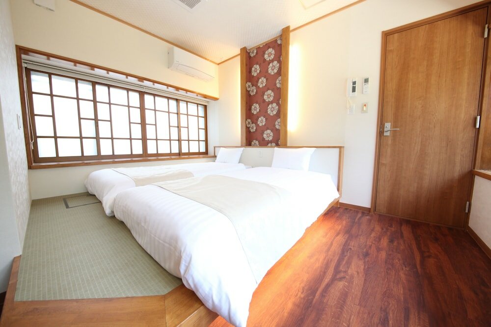 Фото Ichinomatsu Japanese Modern Hotel